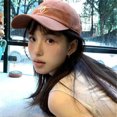 三姐妹的故事 封面